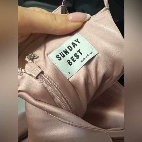 Pink cute silk Aritzia mini dress - Picture 5 of 6